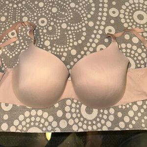 VS Seamless Nude Bra
